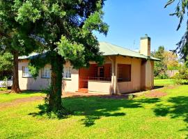 Pine Forest Cottage, hotel a Sabie