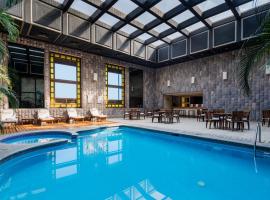 Exe Alameda Reforma, hotel with pools in Mexico City