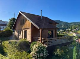 Chalet Casa de Monzel with 6-Person Jacuzzi & Panoramic View, hotelli kohteessa La Bresse