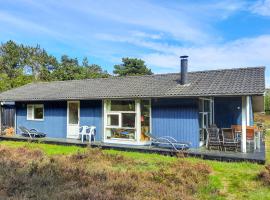 2 Bedroom Beautiful Home In Anholt, hotel en Anholt