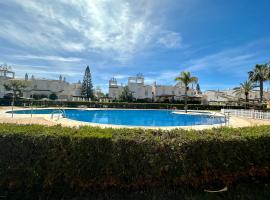 CASA PARAISO DEL SUR - Gran casa independiente de Lujo con amplias terrazas, hotell i Costa Ballena