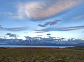 Tierra Patagonia, viešbutis mieste Tores del Painė