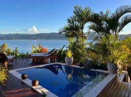 Naveria Heights Lodge, Ferienunterkunft in Savusavu