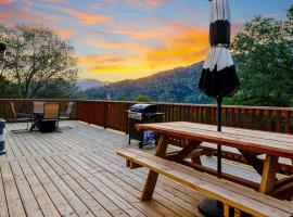 Villa Secluded Mountain Top Home Minutes to Sequoias & Kings Canyon pilsētā Trīriversa