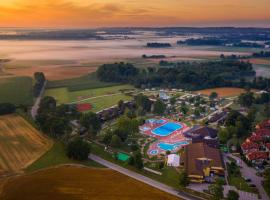 Terme Banovci - Hotelsko naselje Zeleni gaj, hotelli kohteessa Banovci