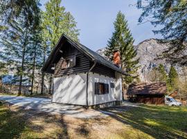 Viesnīca Holiday Home Kozorog pilsētā Bohinja