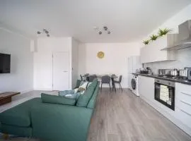 Stunning 3 bedroom flat in Southend-on-sea