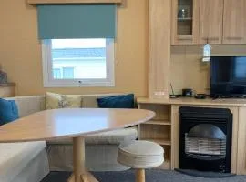 Newquay Bay Porth Caravan - 3 Bed