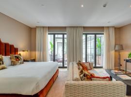 Portie Deluxe Suites by DA'HOME, hotel di Porto