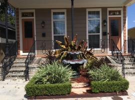 Amazing 3bedroom townhome, in Historic Dryade City, hotel a Nova Orleans