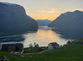 Aurland Stegastein Apartment, hotel a Aurland