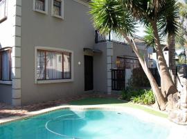 Entire Self catering Home in Springs, hotel din Springs