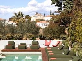 Yayaki Spetses, hotel u gradu 'Spetses'