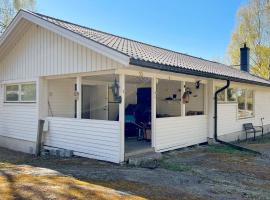 Holiday home VÄRMDÖ V، فندق في فارمدو