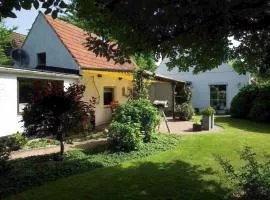 Gemütliches Haus mit großem traumhaften Garten