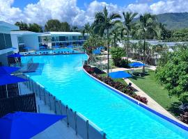 Pool Resort Port Douglas, smještaj uz plažu u gradu 'Port Douglas'