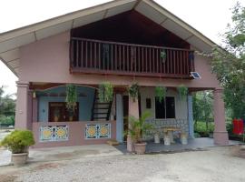 Homestay D'Hiburan Kuala Rompin, готель у місті Куала Ромпін