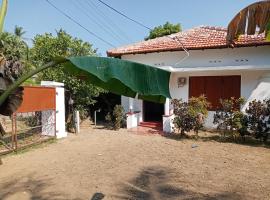 Rest house nilaveli, villa a Trincomalee