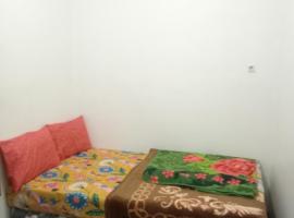 Homestay putih Ciwidey, отель в городе Чивидей