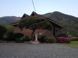 Gabriel Villa, hotel en Jeongseon