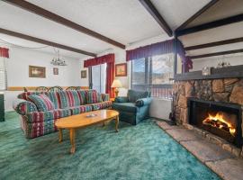 Boulder Bay Chalet Condo - Mountain charm condo with lake view and WIFI!, hotel em Big Bear Lake