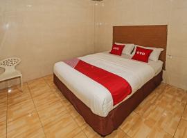 Super OYO 92674 Hotel Ciputat, ξενοδοχείο σε South Tangerang