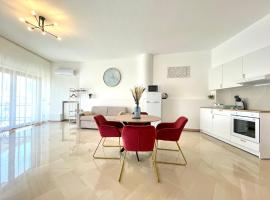 Trani Suite - Moro 10, Hotel in Trani