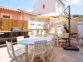 Ile de Porquerolles, KerMarc, appartement lumineux avec grande terrasse, hotell i Porquerolles