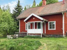 3 Bedroom Nice Home In Norrtälje, хотел в Нортеле