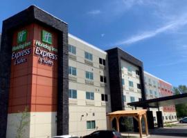 Holiday Inn Express & Suites - Courtenay - Comox, an IHG Hotel, viešbutis mieste Kortnis