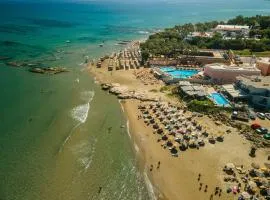 Manos Beachside Apartments