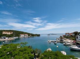 Kuća Zora, hotell sihtkohas Zaglav