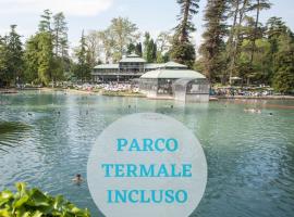 Parco Termale di Villa Dei Cedri, hotel en Lazise