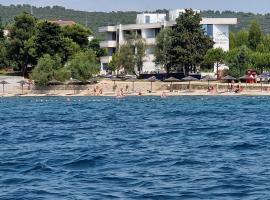 Apartments Dalmatia Infinity, hotell Bibinjes