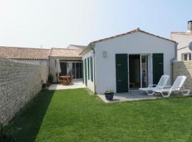 Le vieux chai, holiday home in Sainte-Marie-de-Ré