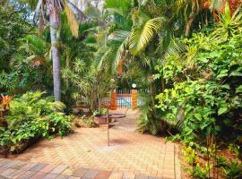 The Estuary Guest Chalets, hotel en St Lucia