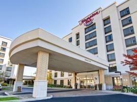 Hampton Inn by Hilton Toronto Airport Corporate Centre, hotel i Toronto