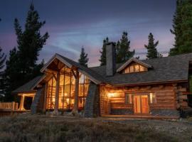 Fairytale Log Cabin - Homewood Forest Retreat، فندق في ألكسندرا