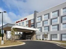 Hampton Inn & Suites Charlotte North I 485