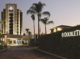 DoubleTree by Hilton Monrovia - Pasadena Area, hotel u gradu Monrovija