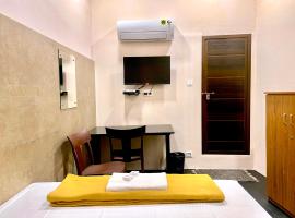 Reach Residency, hotel em Ernakulam, Cochin