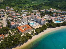 Bluesun Hotel Alga: Tučepi şehrinde bir otel