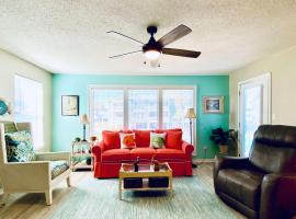 Sea Oats B106 by ALBVR - Great renovation and tons of space in this 2BR 2BA condo - Outdoor Pools, Pier, and Dedicated Beach Access, sewaan penginapan di Gulf Shores