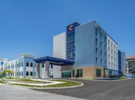 Comfort Inn & Suites New Port Richey Downtown District, hotel en New Port Richey