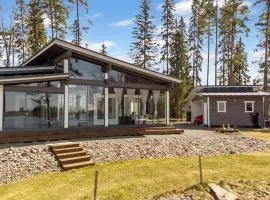 Holiday Home Metsäpirtti by Interhome