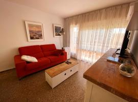 Apartamento Floral al centro de Palamós con Wi-Fi, hotel di Palamós