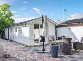 Gorgeous Home In Borgholm With Wifi