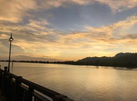 Langkawi Lagoon Water Villa VIP, hotelli kohteessa Pantai Cenang