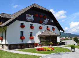 Mini Hotel, hotel v mestu Škofja Loka