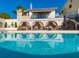 Villa A, hotel u gradu Novigrad